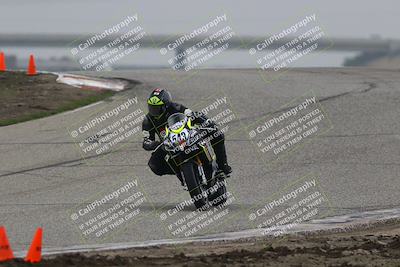 media/Nov-29-2025-TrackDaz (Sat) [[10ae2d9bce]]/A Group/Session 3 (Outside Grapevine)/